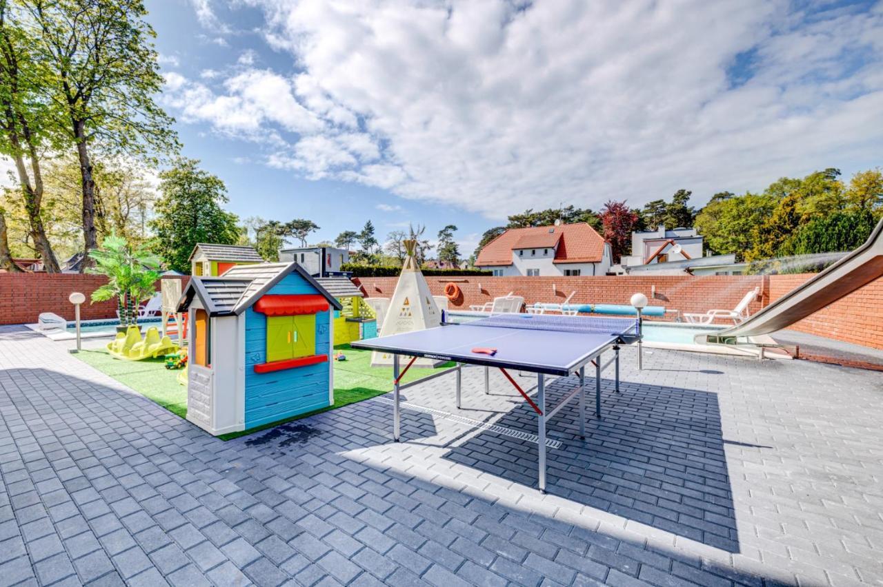 Pod Winogronem - Apartamenty Z Basenem I Wyzywieniem Pobierowo Exterior foto