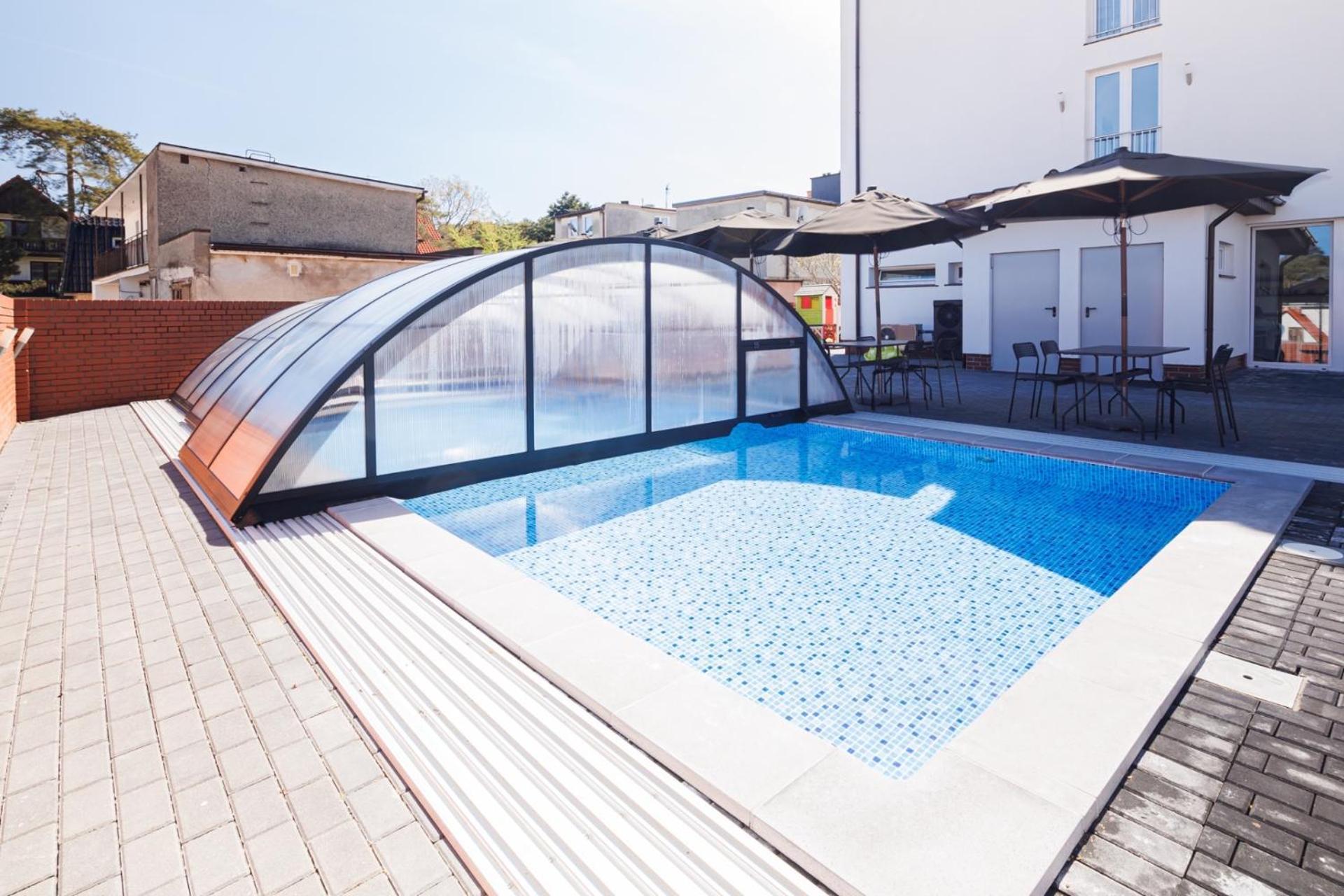 Pod Winogronem - Apartamenty Z Basenem I Wyzywieniem Pobierowo Exterior foto